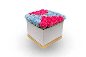 Aranjamentul Floral Pătrat Deluxe