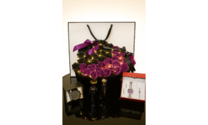 Set Cadou Cuplu- Aranjament floral romantic pentru îndrăgostiți- 31Flowers