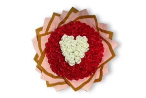 Buchet 101 trandafiri de săpun roșii cu inimioară albă – cadou romantic premium-Flowers31