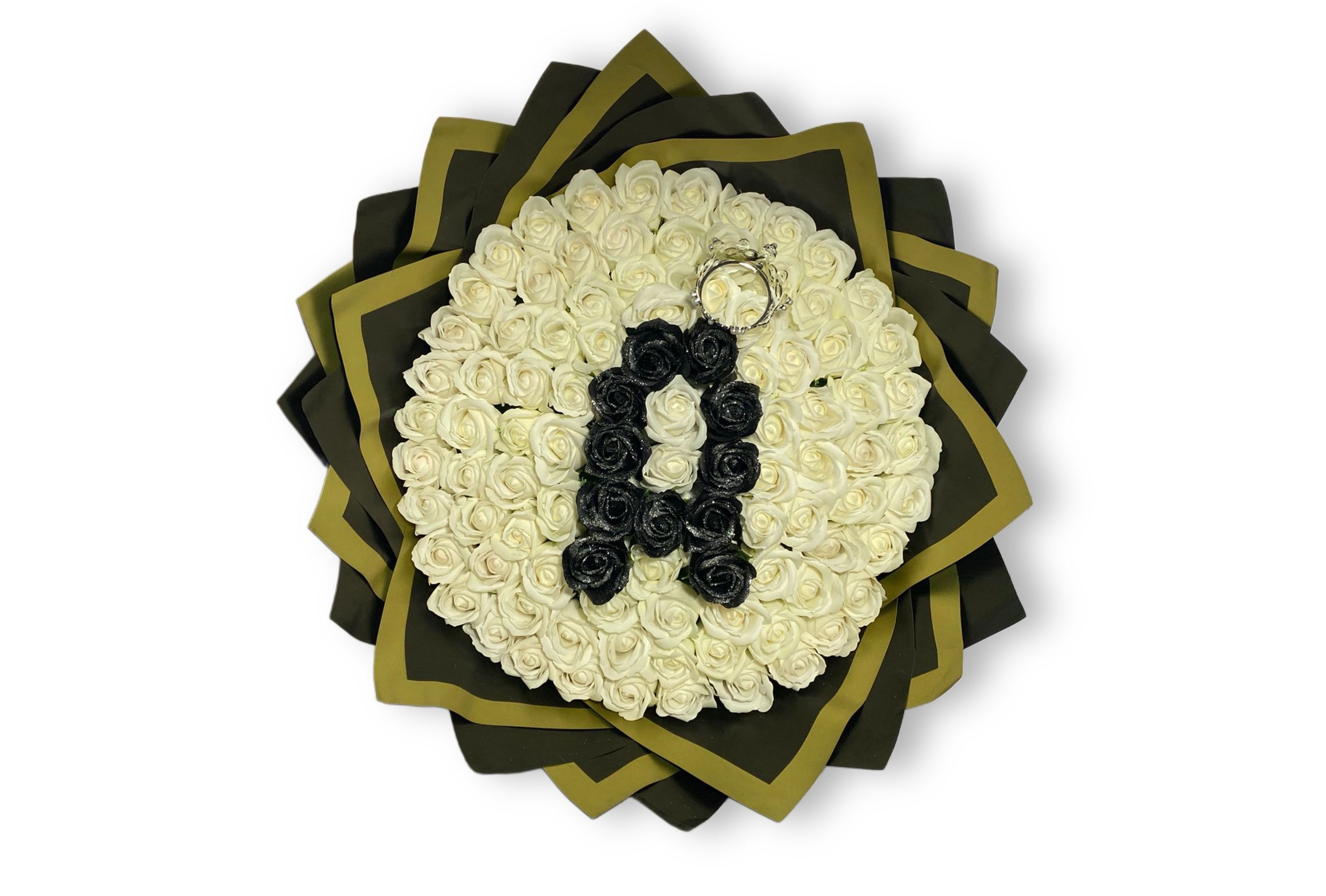 buchet-101-trandafiri-sapun-albi-imaculat-litera-neagra-Flowers31