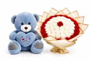Set Cadou cu Ursuleț de Pluș și Buchet din 55 Trandafiri de Săpun – Duo Color - 31Flowers