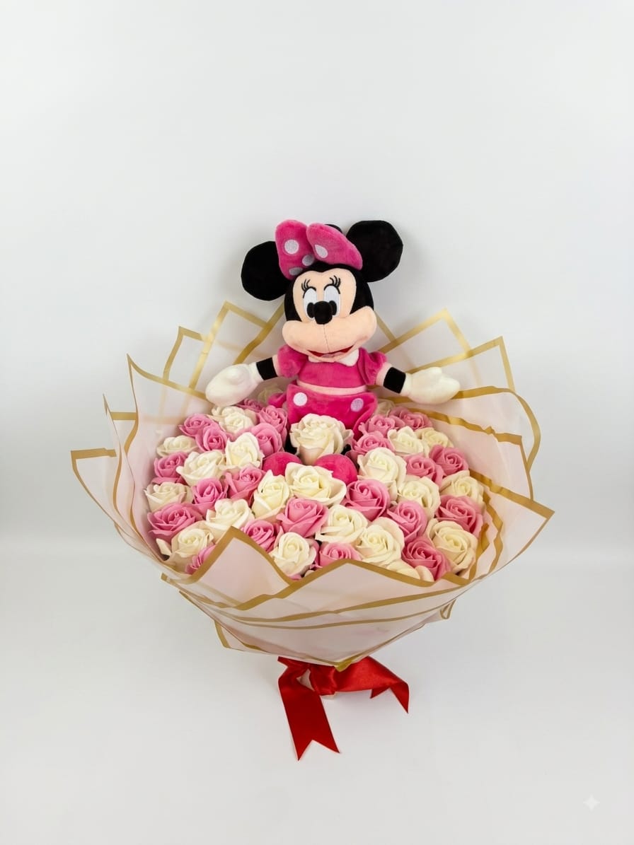 Buchet 55 Trandafiri de Săpun cu Minnie Mouse – un cadou special pentru ea-Flowers31