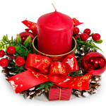 Aranjament Masă Crăciun cu o Lumânare Roșie – Magia Sărbătorilor